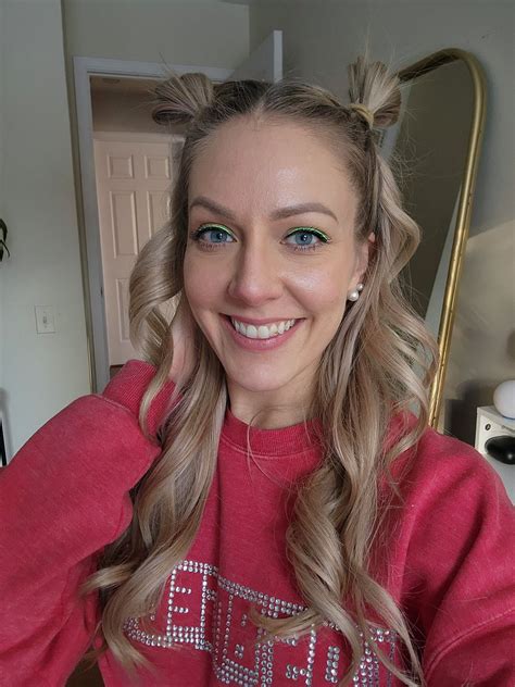 GoddessV Findom Supreme Onlyfans Babe On Twitter Did Two Super Sexy Photoshoots Last