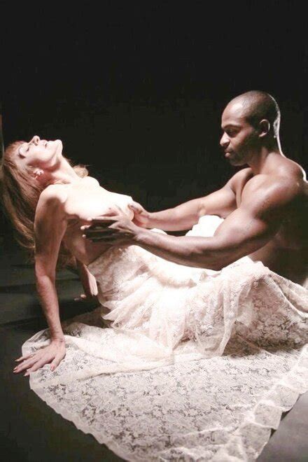 Newlywed Bride Bbc Cuckold Lifestyle Consummation Milfaboutblackiedbbc Porn Pic