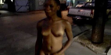 Black Woman Walking Naked In Public Empflix Porn Videos