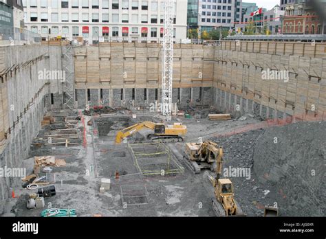 building construction site excavation Stock Photo - Alamy