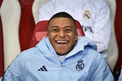 PSG Mbappé quitte Luis Enrique lannonce du Real Madrid va le faire