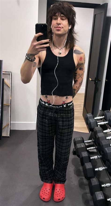 Pin By Spiderman Is Better On Youtubers In Jake Weber Latina Woman Jake