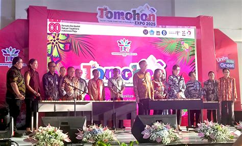 tomohon international flower festival  resmi dibuka sedot