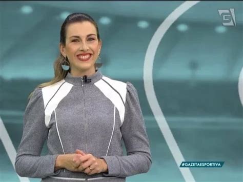 Chefe Da Gazeta Acusada De Pedir A Rep Rteres Nude Por Mat Rias