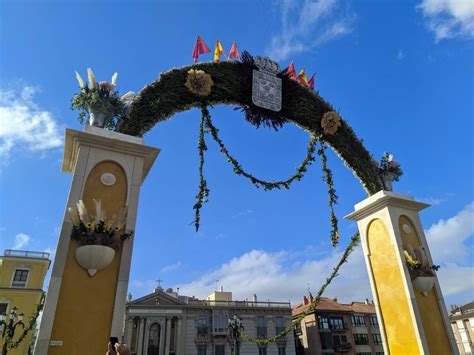 Murcia Inicia Su Feria Con La Bajada De La Fuensanta Y La Apertura De