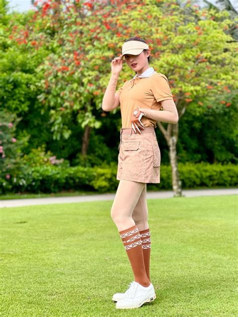 Huyền My khoe body nóng bỏng với bikini lộ bí quyết giữ dáng sau năm giành danh hiệu Á hậu