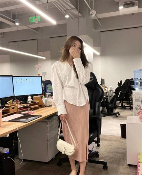 OL SexGirl Webcam Model Profile Fuck Me Life