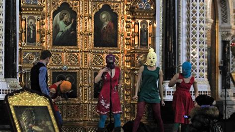 Tjejerna Som Skakade Om Ryssland I Dag D Mdes Pussy Riot Svt