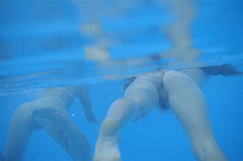 Iveta And Yana Naked Swim MetArt PALINIS IVETA B YANA B 0056 Porn Pic