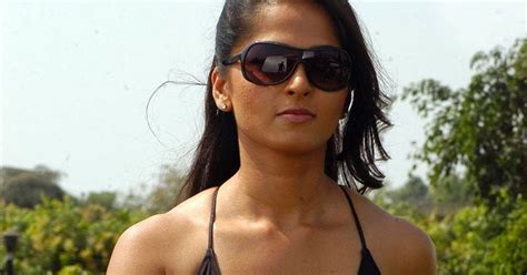 INDIAN ACTRESS Anushka Shetty In Two Piece Bikini Suit From Billa Movie Scene