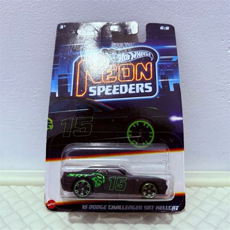 Jual Hot Wheels Dodge Challenger Srt Hellcat Neon Spreaders Shopee Indonesia