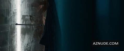 LES 3 P TITS COCHONS 2 NUDE SCENES AZNude