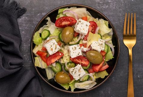 Premium Photo Macro Food Photography Of Greek Salad With Feta