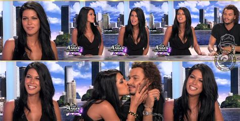 Naked Ayem Nour in Le mag de la télé réalité