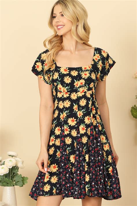 S7 7 2 D20003 Navy Yellow Square Neck Short Sleeve Godet Hem Floral