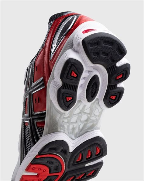 asics – Gel-Nimbus 9 Pure Silver/Classic Red | Highsnobiety Shop