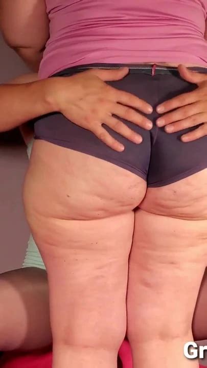 Iconic Moment From Big Ass Worship Her Big Butt In Booty Shorts Xhamster
