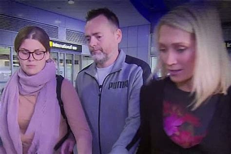 How much is Belle Gibson Net worth? Age 2021, Family, Husband, What