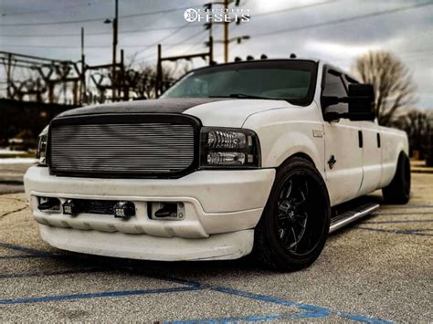 Lowered Ford F250