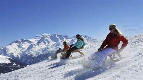 La luge adulte Communiqué Ilak