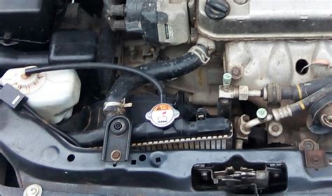 Крышка радиатора VERNET (RC0027) — Honda Civic Fastback (5G), 1,4 л ...