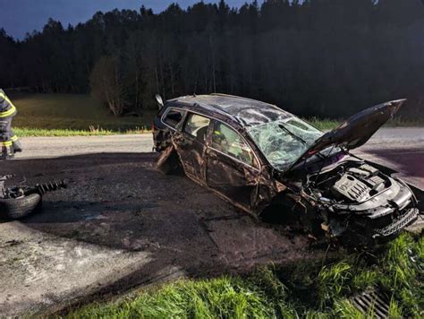 Promille Im Blut Drei Kinder Im Auto Frau In Neukirchen Am