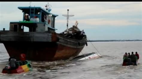 Orang Tewas Dalam Kecelakaan Kapal Terbalik Di Riau