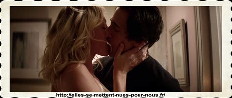 Naked Yvonne Strahovski In Manhattan Night