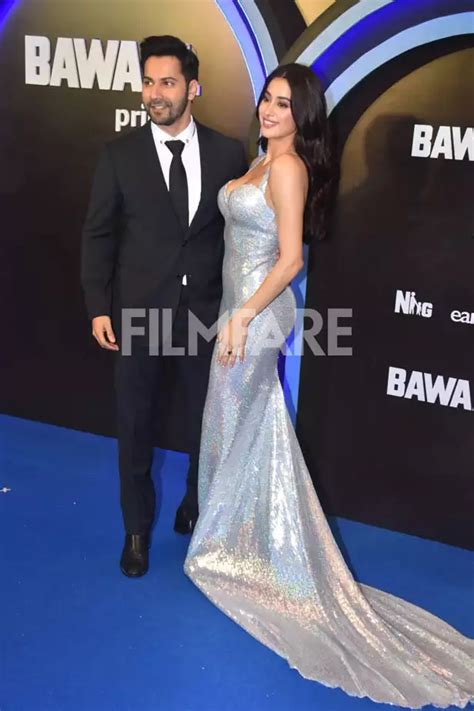 Varun Dhawan And Janhvi Kapoor Look Stunning At The Bawaal Screening