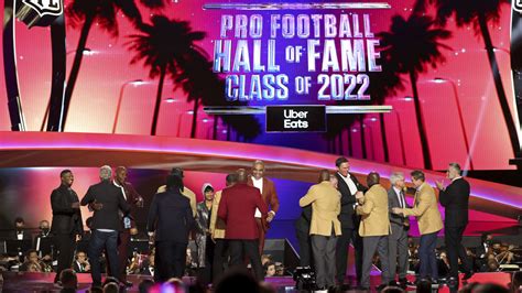 Pro Football Hall of Fame Class of 2022 revealed at 'NFL Honors'