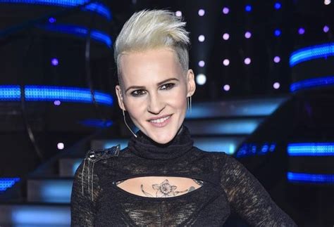 8 Hot Sexy Agnieszka Chylinska Bikini Pics