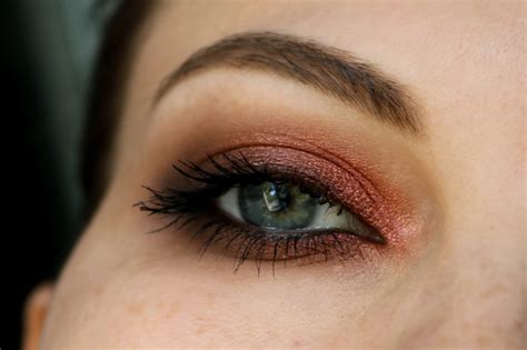 Палетка теней Essence Eyeshadow palette Nude Отзывы покупателей Косметиста