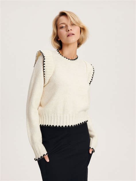 Ruffle Sleeve Jumper Color Nude RESERVED V X