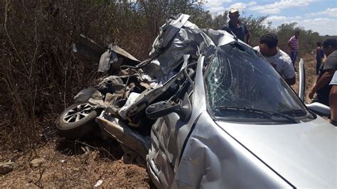 Grave acidente de transito deixa um policial morto na PE 270 em Buíque