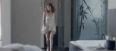 Nude Video Celebs Gloria Carra Nude Marea Alta