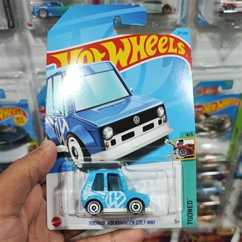 Hot Wheels Tooned Volkswagen Golf Mk Rth Shopee Malaysia