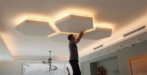 Потолочный декор из гипсокартона и светодиодных ламп | Ceiling design ...
