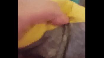 Saras Adventures Pussy Playing With Full Bladder Makes Her Pee In The Bed Xvideos