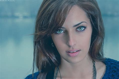 Women Model Brunette Sarah Allag Green Eyes Looking At Viewer Hd