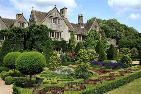 15 Best Places To Visit In Wiltshire England The Crazy Tourist