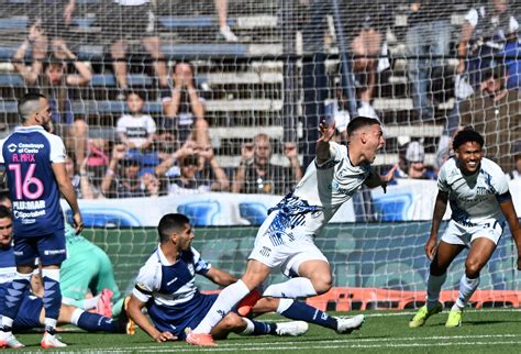 Sobre el final, Talleres se quedó con una victoria clave frente a