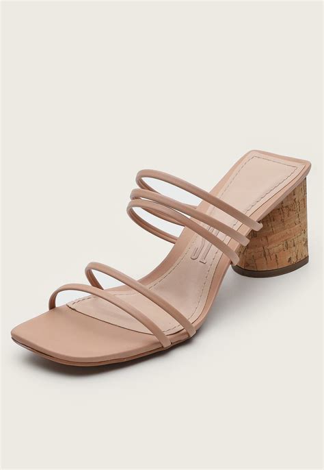 Sandália Santa Lolla Tiras Nude Compre Agora Dafiti Brasil