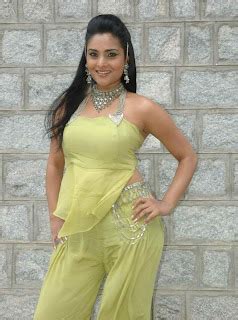 Kannada Ramya Hot Stills Divya In Tollywood