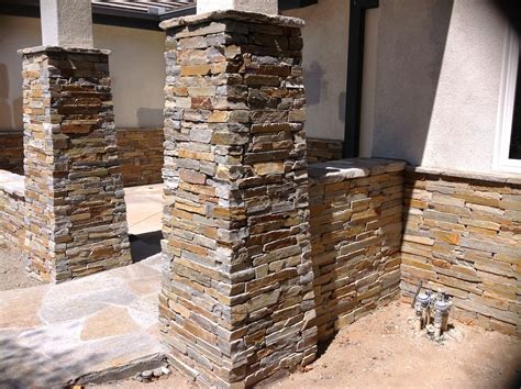 Stone Columns And Stacked Stone Veneer For Stunning Outdoor Spaces