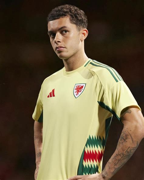 Wales 2024 Away Kit