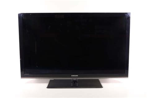 SAMSUNG LN46C670M1F 45-Inch Flat LCD Screen TV