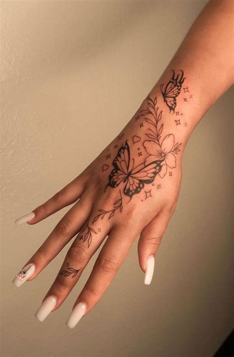90 Hand Tattoo Ideas For Women That Blend Art And Style