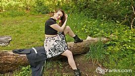 Excited Tall Amateur Honey From Yanks Michelle Masturbating Her Pussy