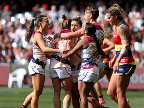 Afl News 2021 Aflw Grand Final Brisbane Lions Vs Adelaide Crows First Grand Final Win