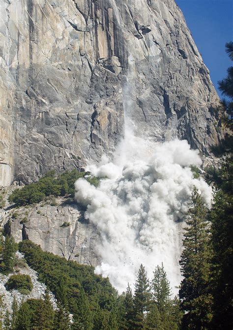 Why Rockfalls Happen on Beautiful Days in Yosemite | Science | Smithsonian